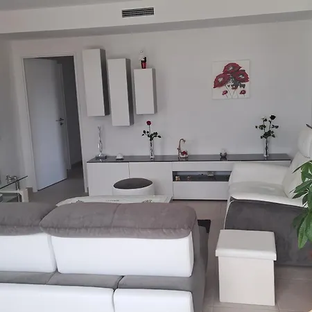 Maison Neuve A St Armel Morbihan Et Son Jacuzzi 6 Places Saint-Armel