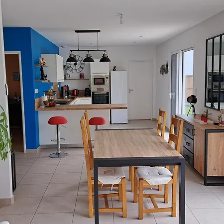 Maison Neuve A St Armel Morbihan Et Son Jacuzzi 6 Places Holiday home